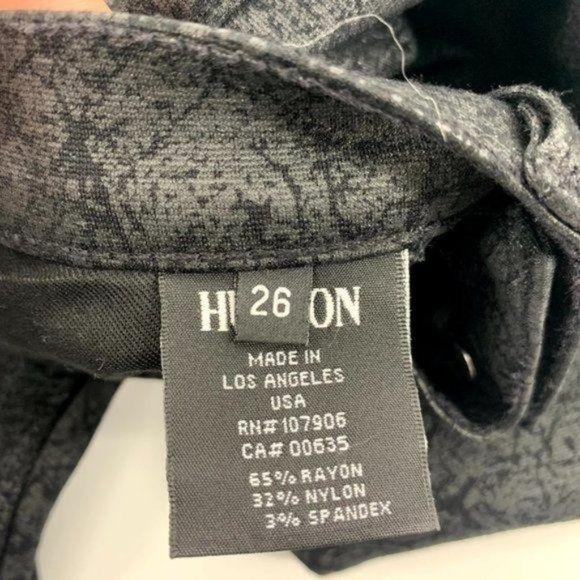 Hudson Nico Mid Rise Skinny Black Cracked Jean - Picture 8 of 10